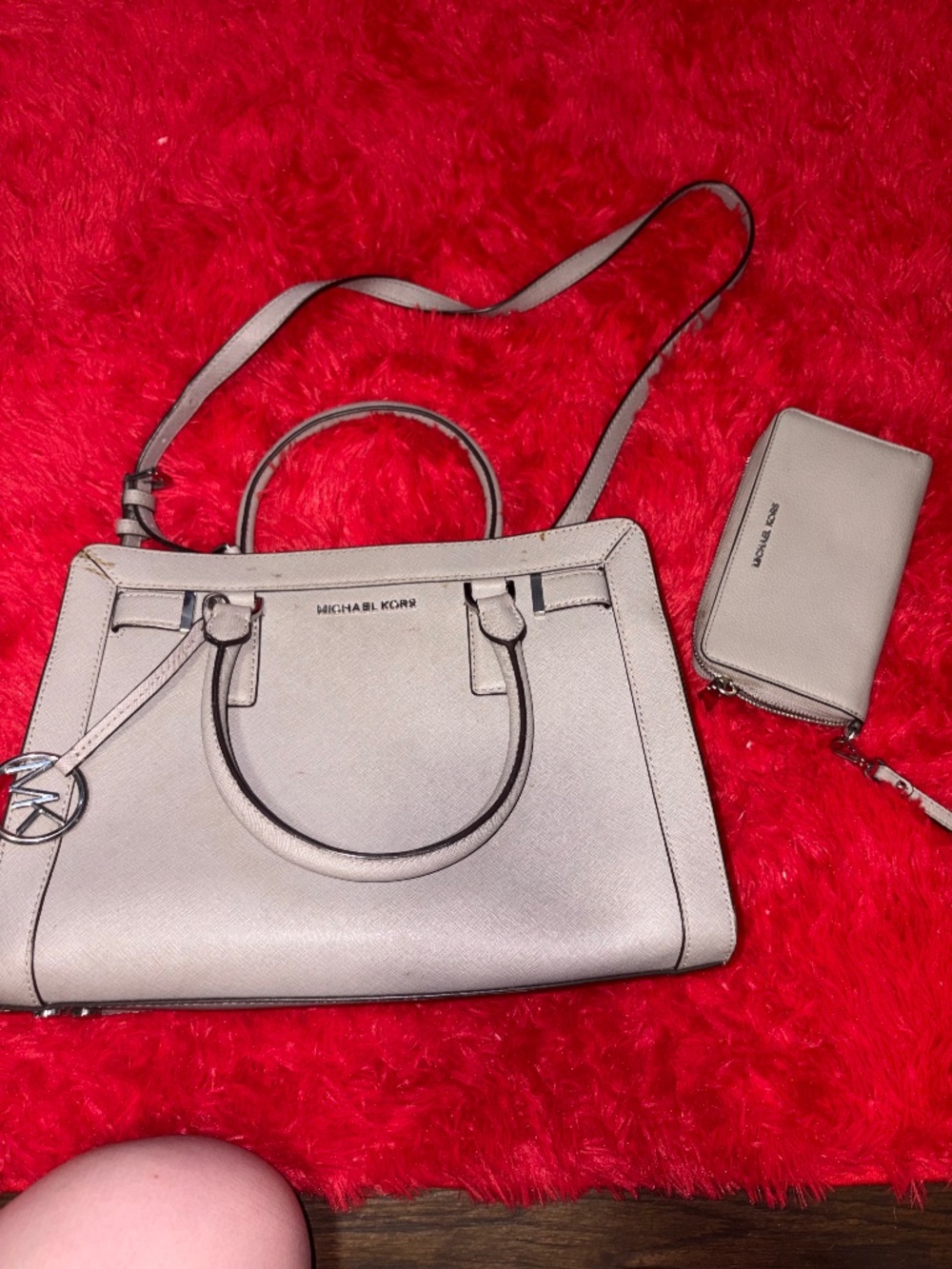 Michael Kors Large Grey Tote + Matching Wallet – Very Good Condition